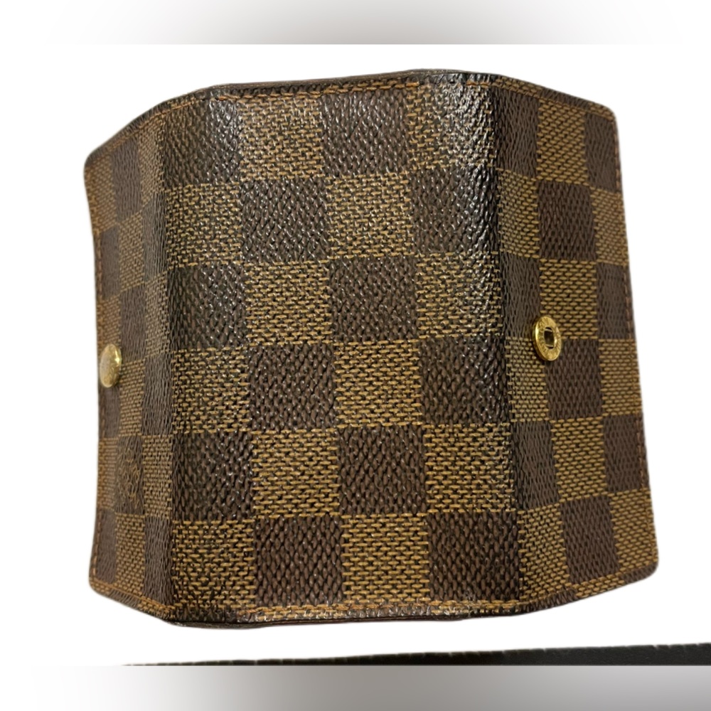 Louis Vuitton Damier Key Case | Very Good Condition